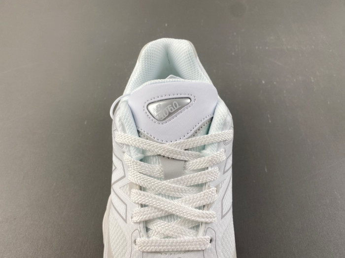 New Balance 9060 Triple White U90608PE