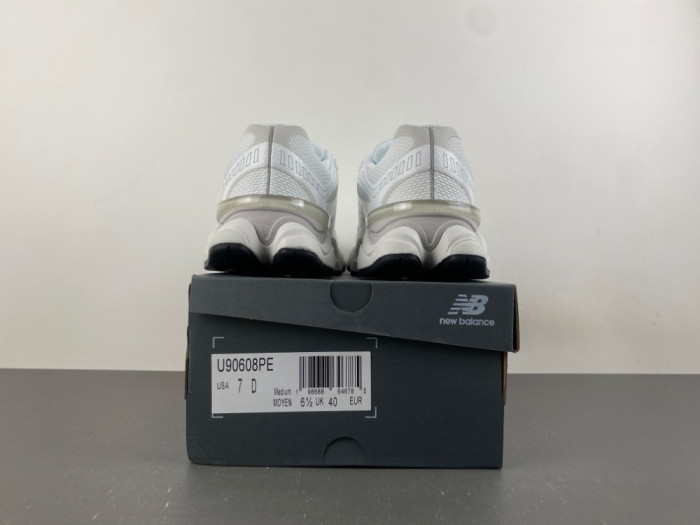 New Balance 9060 Triple White U90608PE