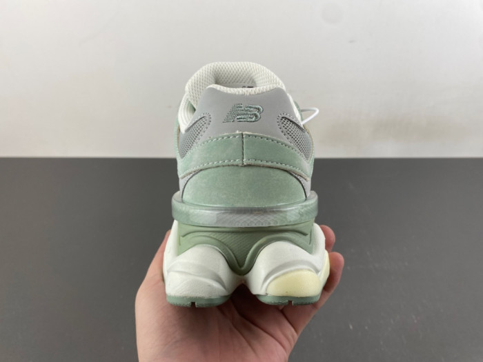 New Balance 9060 Mosaic Green Sea Salt U90608Z4