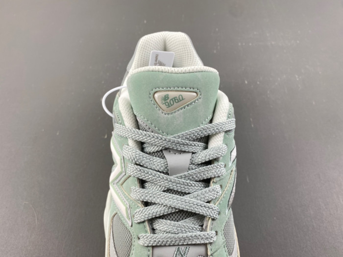 New Balance 9060 Mosaic Green Sea Salt U90608Z4