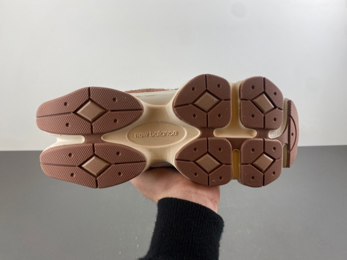 New Balance 9060 Rich Oak U9060CCC