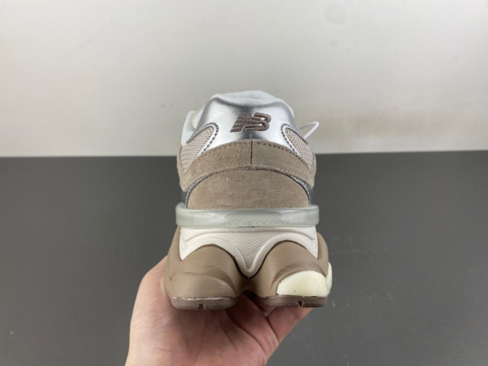 New Balance 9060 Moonbeam Silver Metallic Driftwood U9060ERM