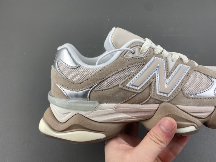 New Balance 9060 Moonbeam Silver Metallic Driftwood U9060ERM