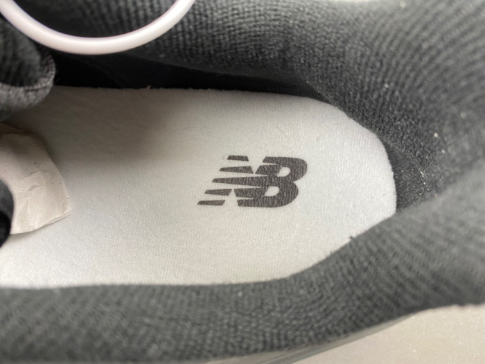 New Balance 9060 X Black/Silver U9060ISA