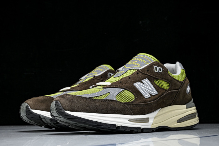 New Balance 991v2 MiUK Daniëlle Cathari x Kith Reverse Matcha U991CK2