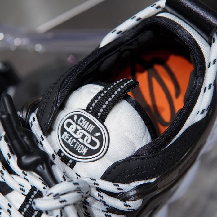 versa chain reaction sneakers