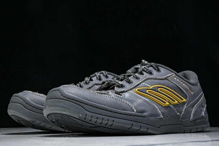 Balen Hamptons Worn-Out WCURB1180