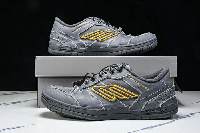 Balen Hamptons Worn-Out WCURB1180